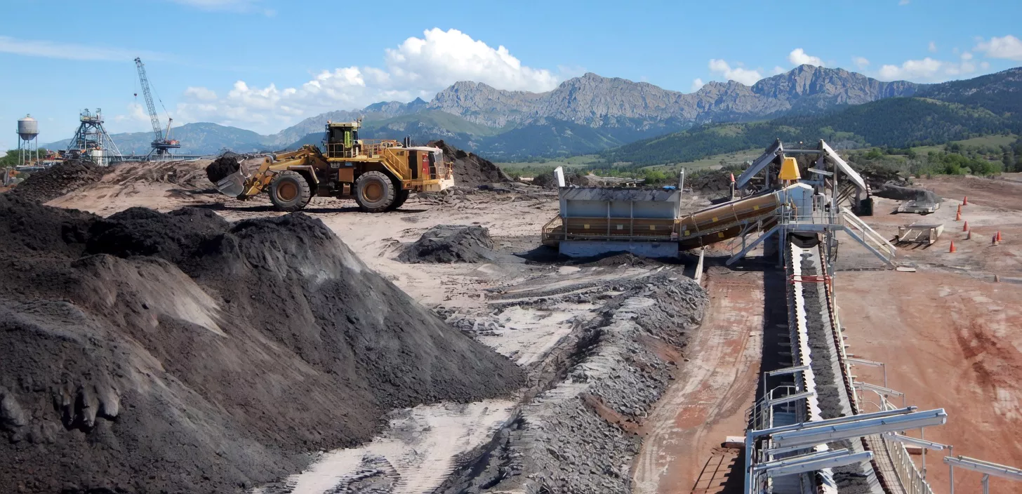 Worm gearbox on Australian mining conveyor